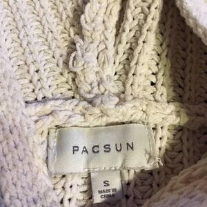 PacSun Cream Sweater with Red '96' Design